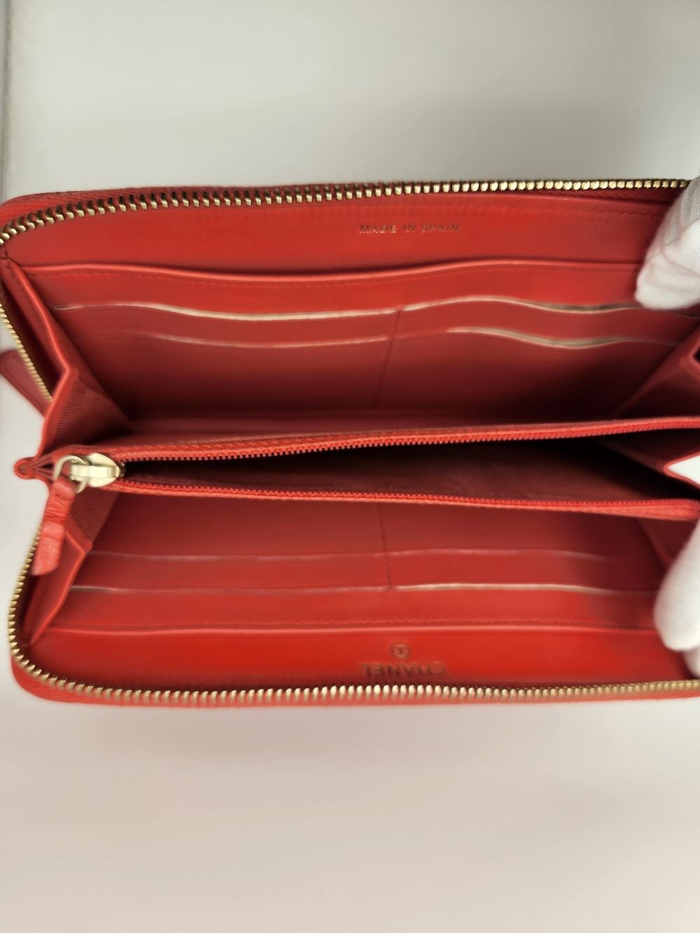 Chanel Orange Chevron Quilted Leather Zip Wallet With Cloth & Box - Picture 10 of 13